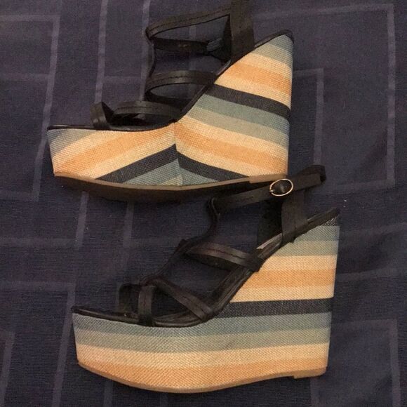Wedges   - Picture 2 of 3